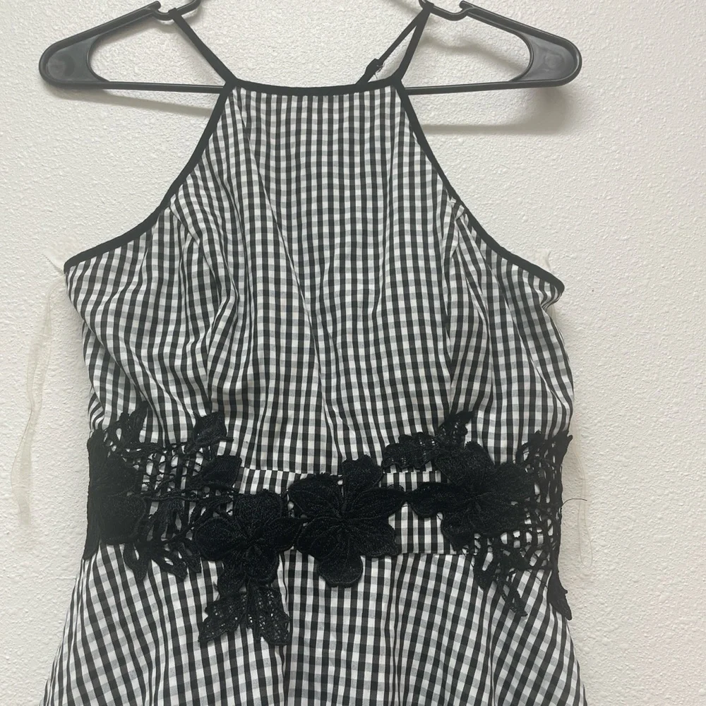 Speechless Black and White Gingham women’s Dress. Size M - Picture 3 of 9